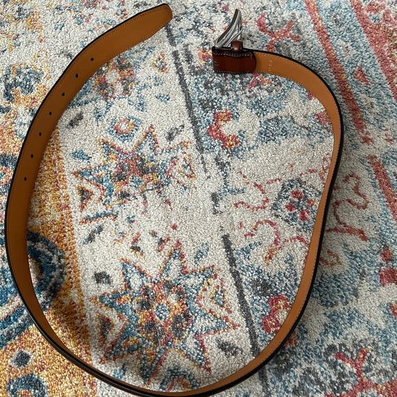 Beautiful brown belt with silver buckle. New, never worn. - Picture 2 of 5